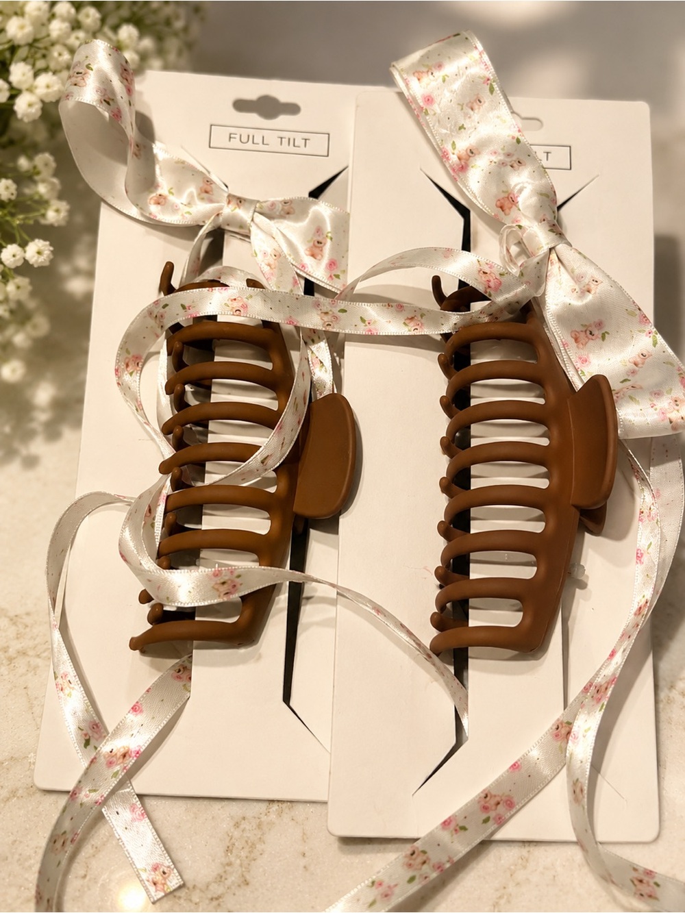 NWT Women’s Hair Claw Clips - Set of 2